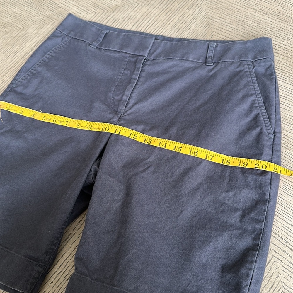 Ann Taylor LOFT - 10" Gray Tailored Women’s Bermuda Shorts - SZ 6 Julie/Curvy - Picture 5 of 9